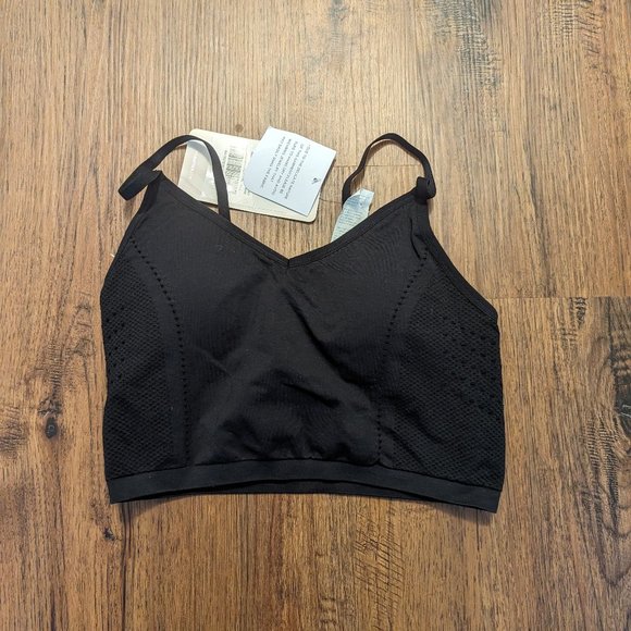 Fabletics Other - Fabletics Black Sync Seamless Midi Padded Bra - Small - New w/ tags